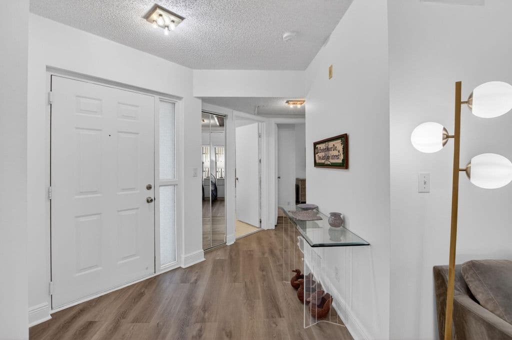 3-bedroom Condo — 5418 Firenze Drive #F
