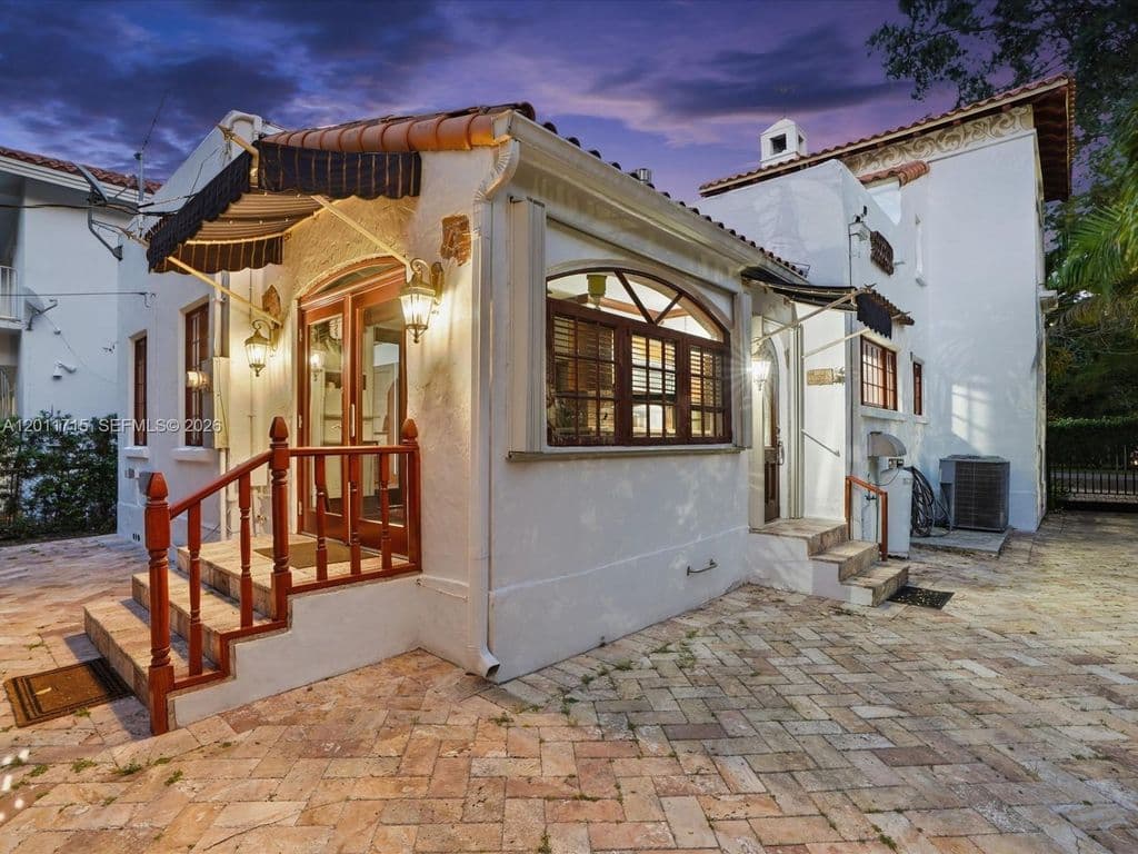3-bedroom Single-Family Home — 1137 Asturia Ave