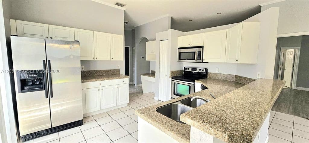 3-bedroom Single-Family Home — 21460 SW 90th Ct