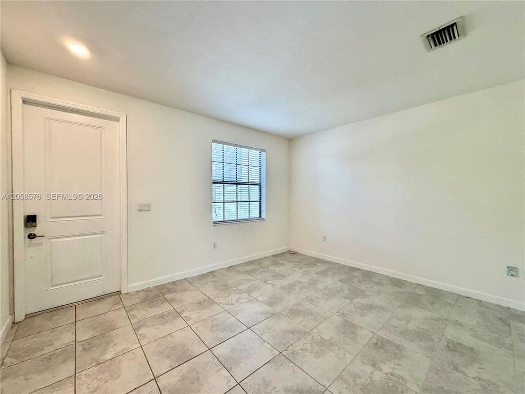 3-bedroom Property — 11214 SW 249th St
