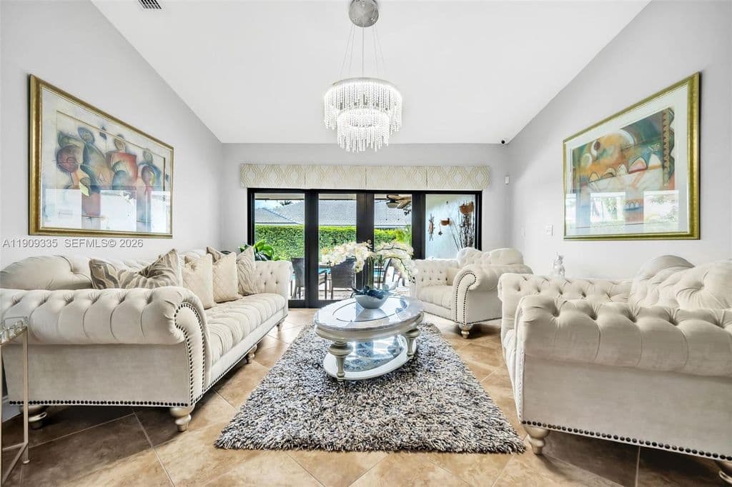 4+1 Müstakil ev — 15462 SW 115th St