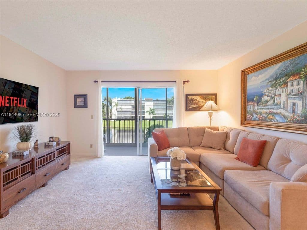2+1 Condo — 14360 Strathmore Lane #203