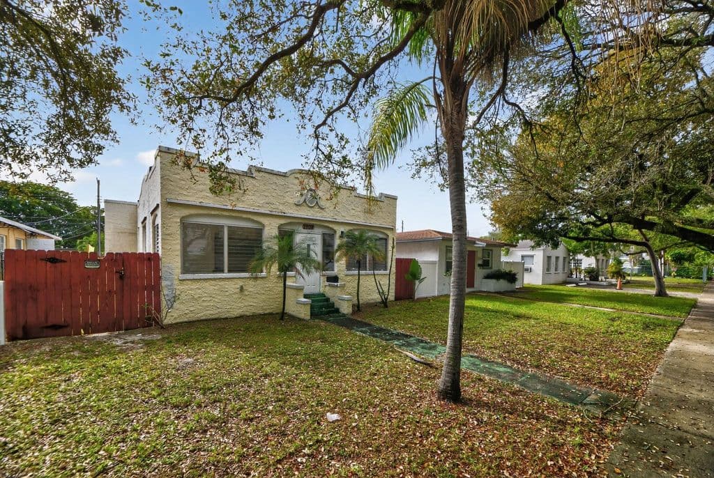 3+1 Müstakil ev — 1934 Washington Street