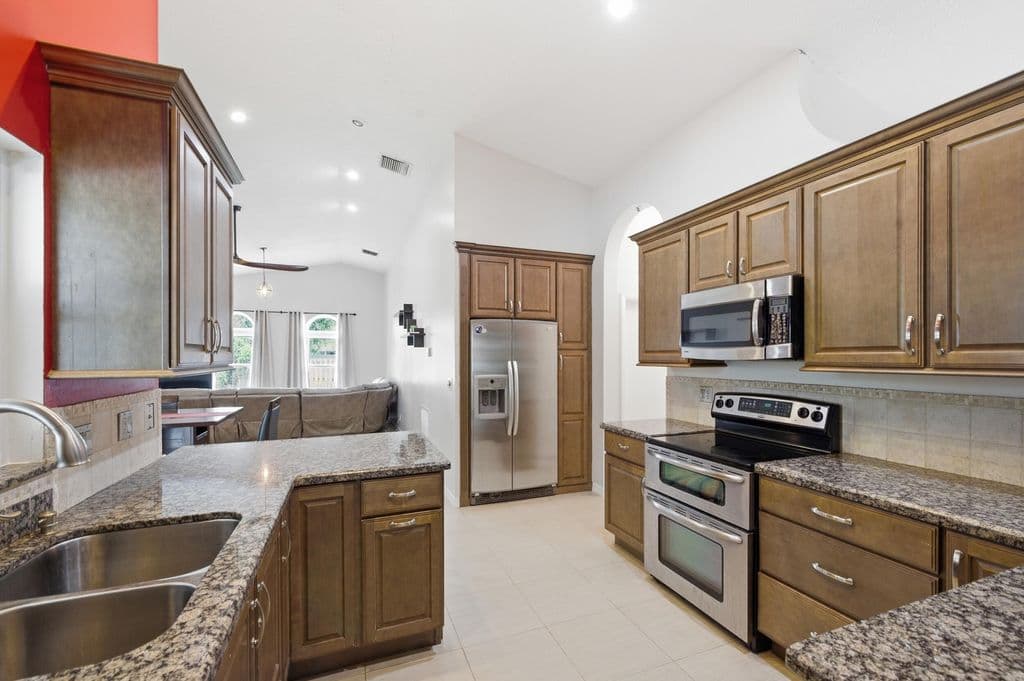 3-bedroom Single-Family Home — 1405 Chappard Court