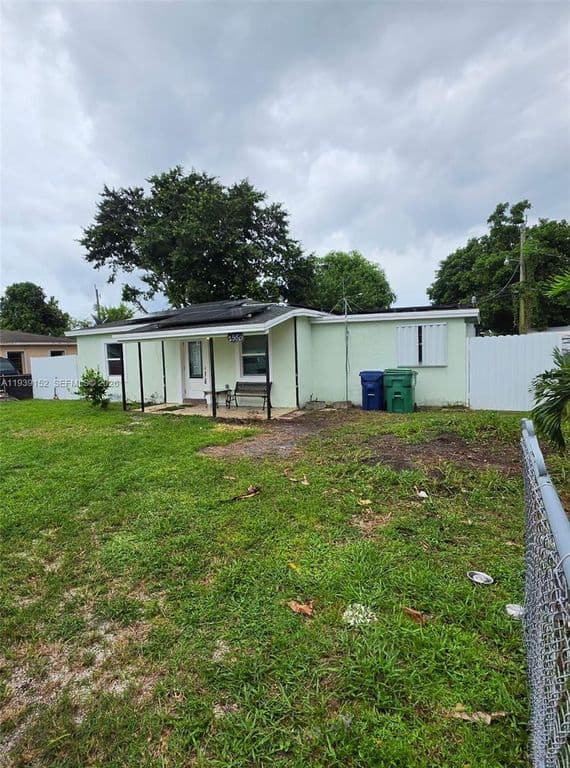 2-bedroom Single-Family Home — 2550 NW 153rd St