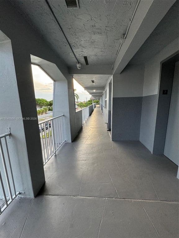 2+1 Condo — 11195 SW 1st St APT 314