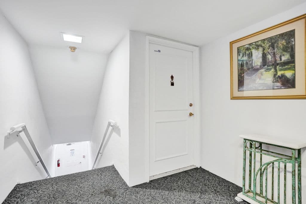 2-bedroom Condo — 160 CYPRESS CLUB Drive #630