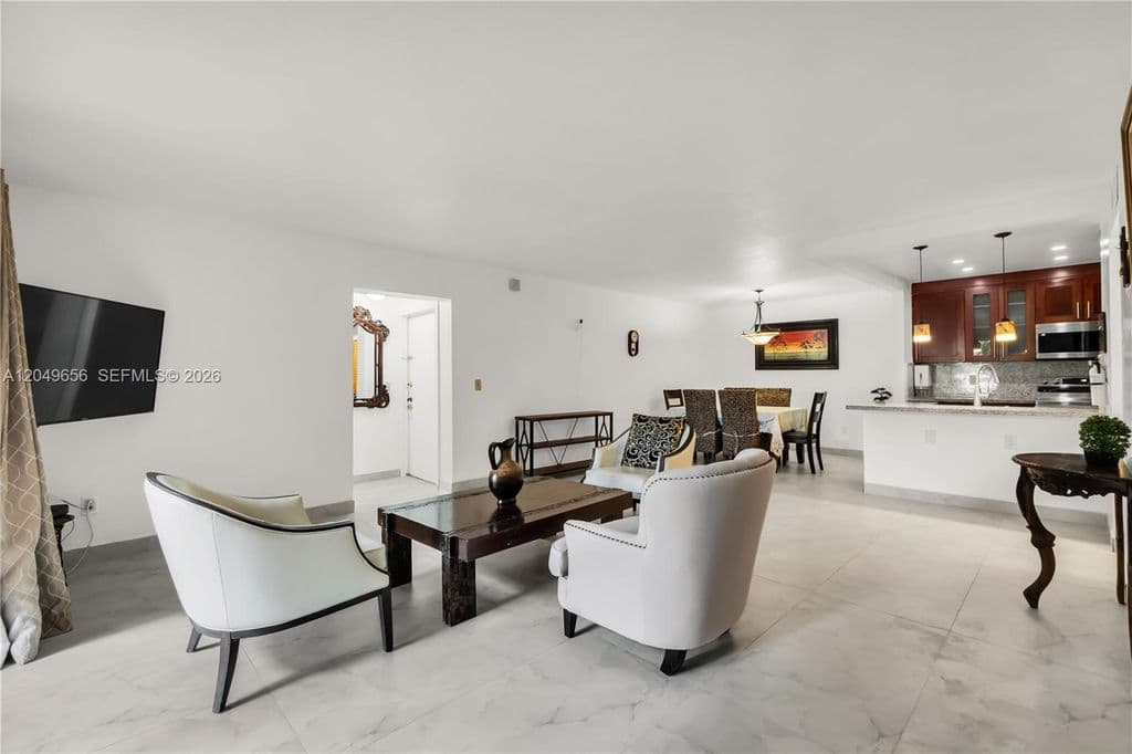 3+1 Condo — 8660 SW 149th Ave APT 205