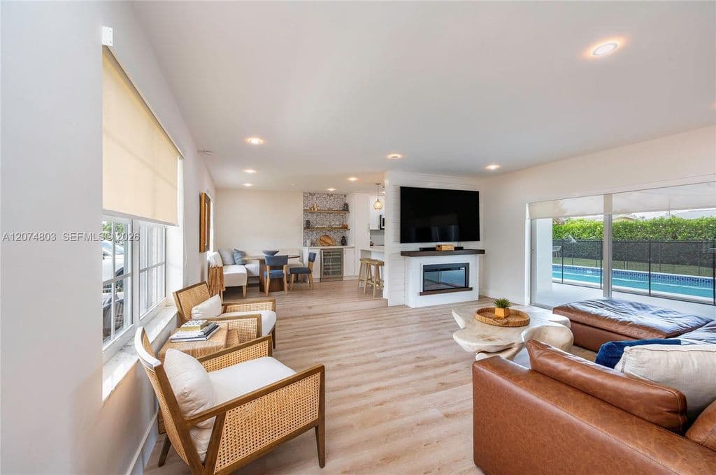 3-bedroom Single-Family Home — 9441 SW 52nd Ter