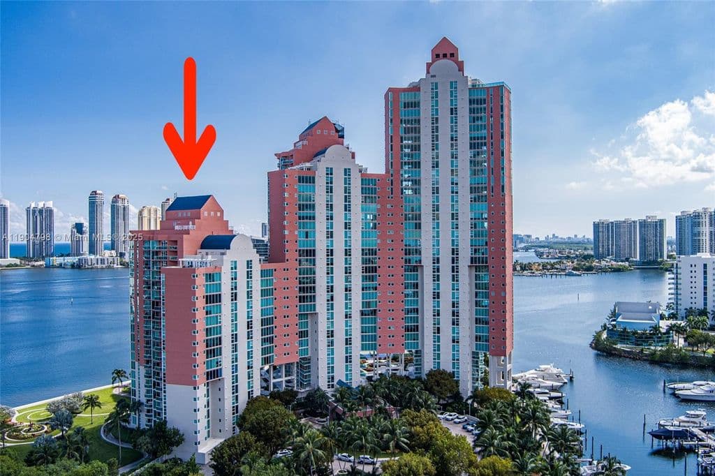 3+1 Condo — 3370 Hidden Bay Dr APT 303