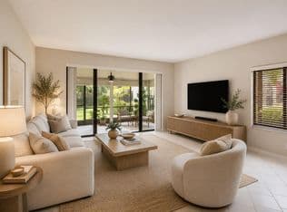 2+1 Condo — 7685 Lexington Club Boulevard #B, Delray Beach, 33446
