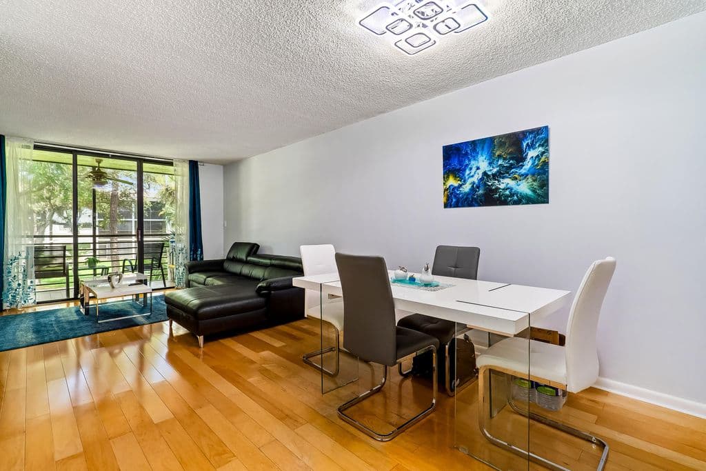 2+1 Condo — 7579 NW 79th Avenue #204