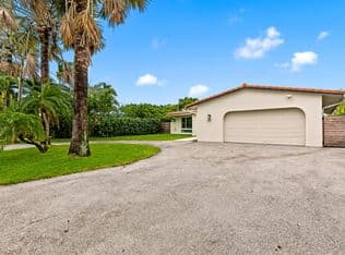 3+1 Müstakil ev — 2417 NE 19th Avenue, Fort Lauderdale, 33305