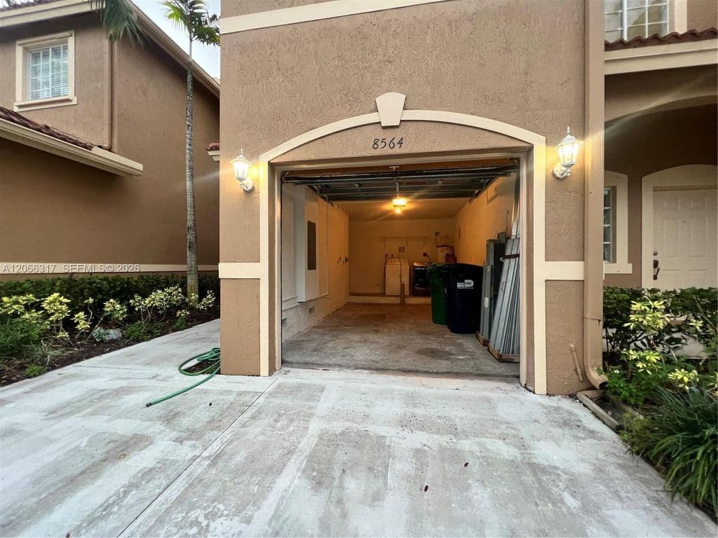 3-bedroom Property — 8564 SW 214th Way