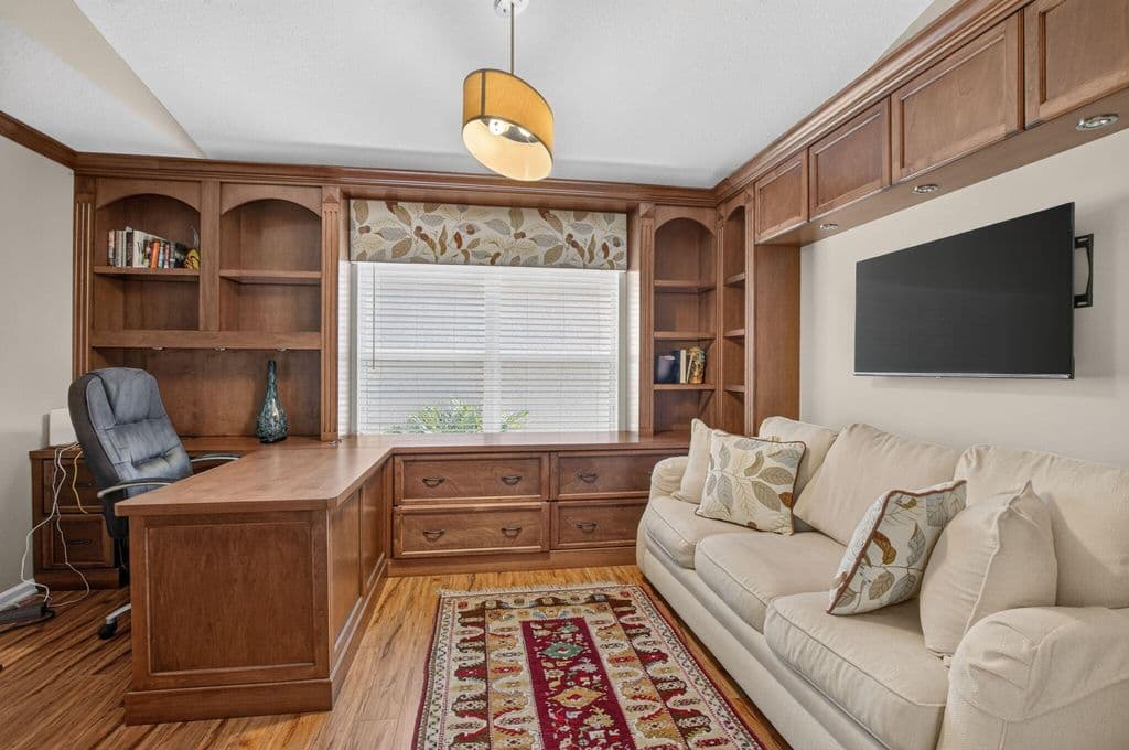 3-bedroom Single-Family Home — 6815 Imperial Beach Circle