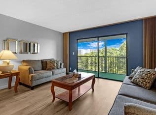 2-bedroom Condo — 2209 S Cypress Bend Drive #507, Pompano Beach, 33069