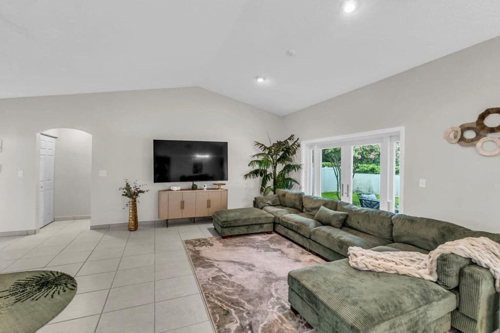 3-bedroom Single-Family Home — 13421 SW 17TH Court