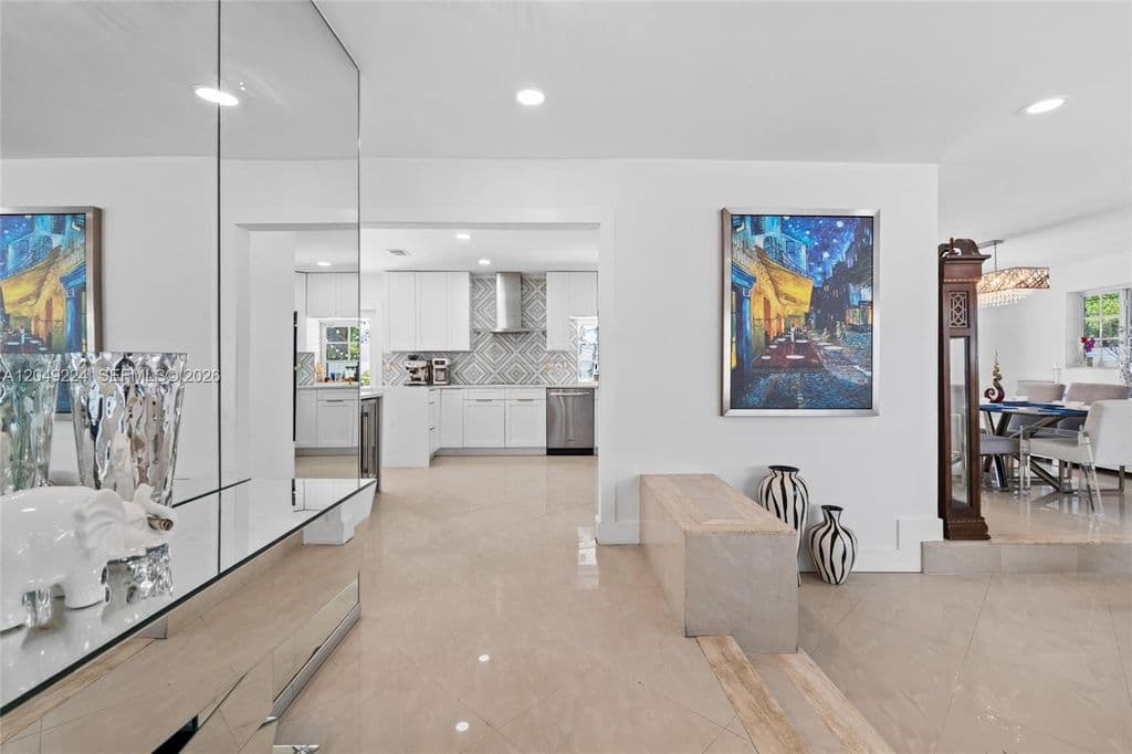 5+1 Müstakil ev — 20235 Highland Lakes Blvd