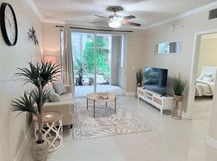 2-bedroom Condo — 17150 N Bay Rd APT 2102, Sunny Isles Beach, 33160