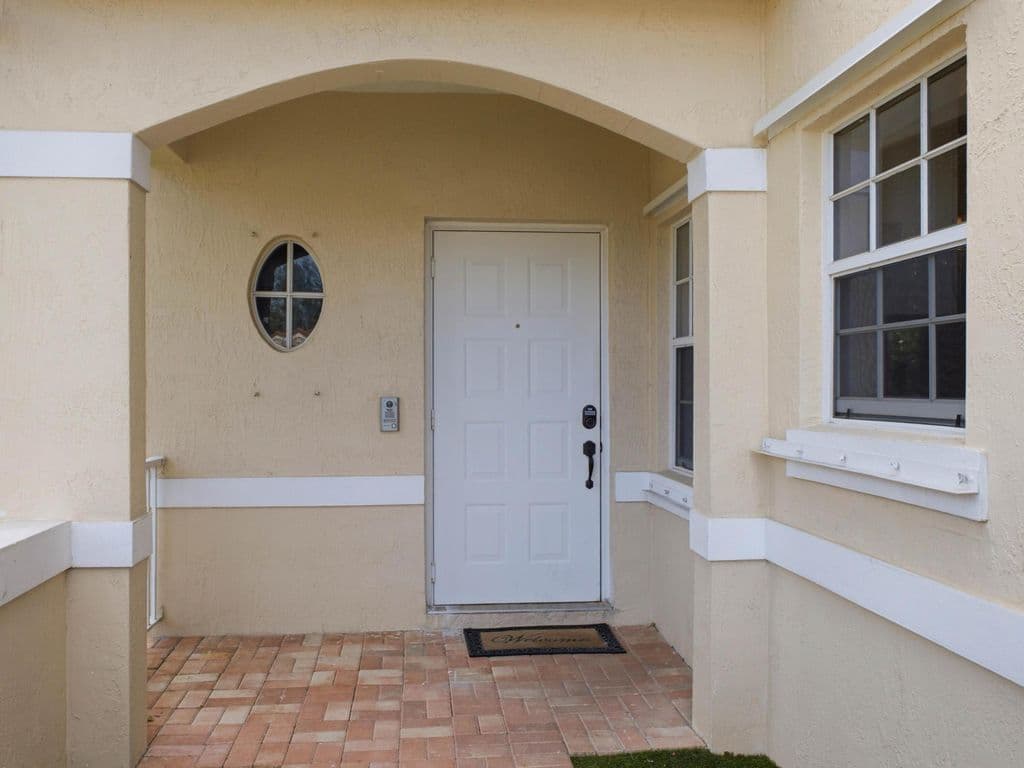 3-bedroom Property — 7098 Burgess Drive