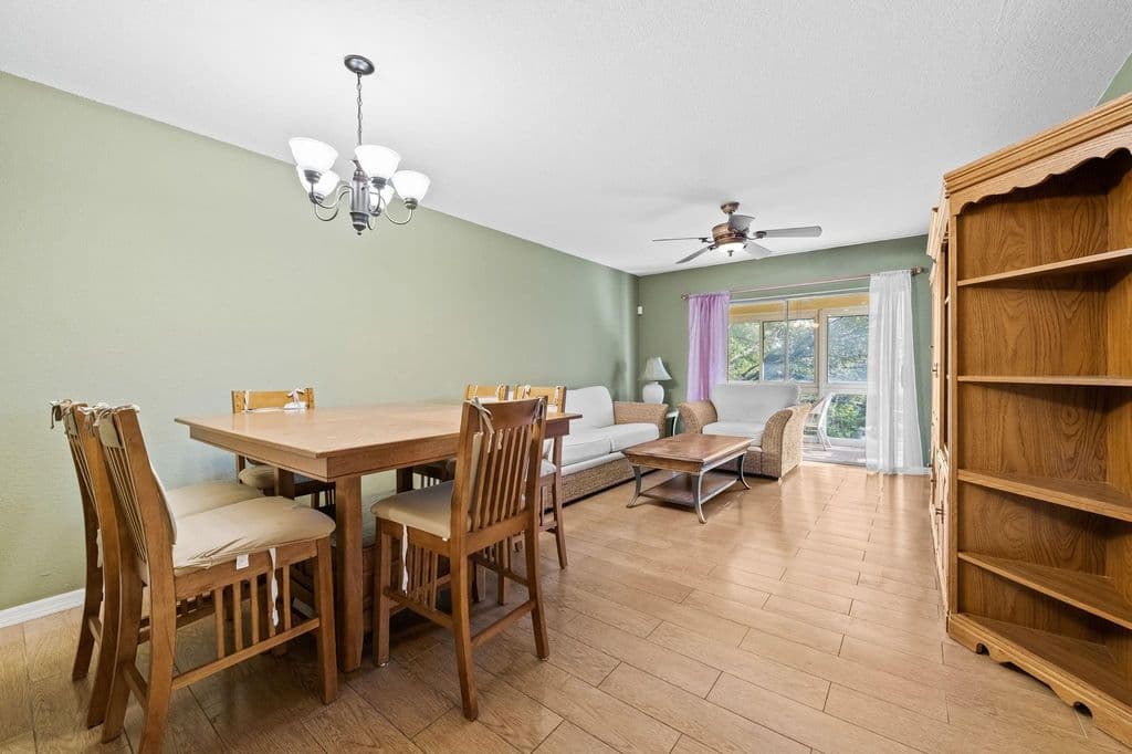 2-bedroom Condo — 5151 W Oakland Park Boulevard #309