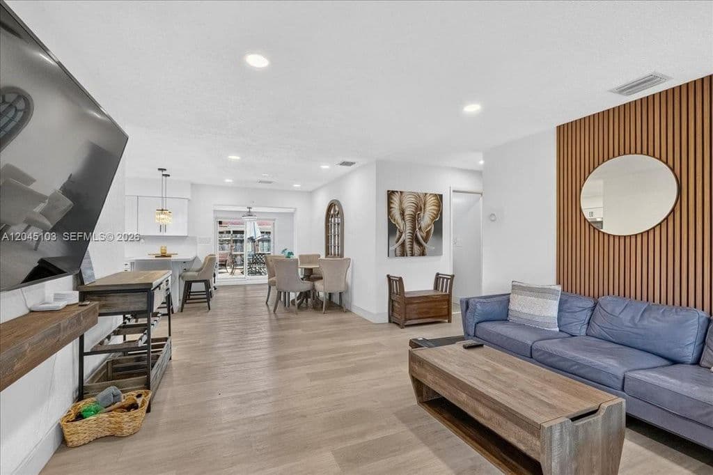 3-bedroom Single-Family Home — 1131 N 75th Ave