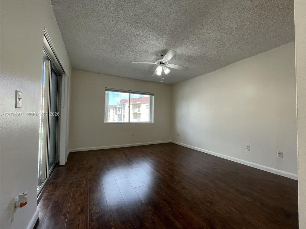 1-bedroom Condo — 18890 NW 57th Ave APT 207