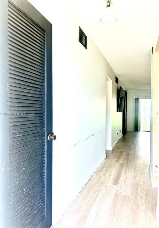 2+1 Condo — 201 Berkley Rd APT 102