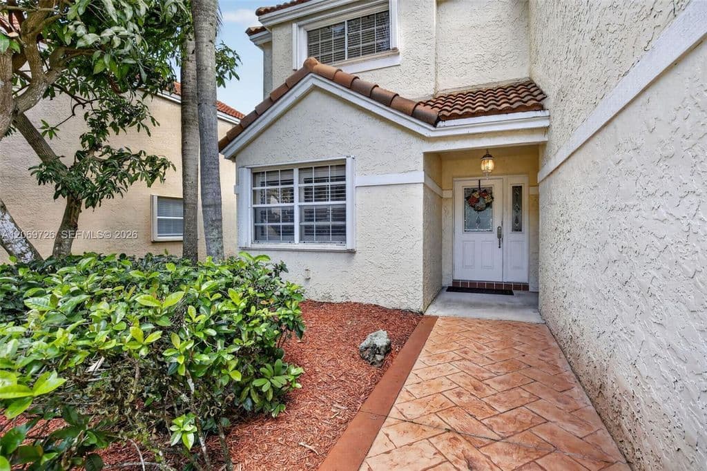 3+1 Müstakil ev — 2638 Oak Park Cir