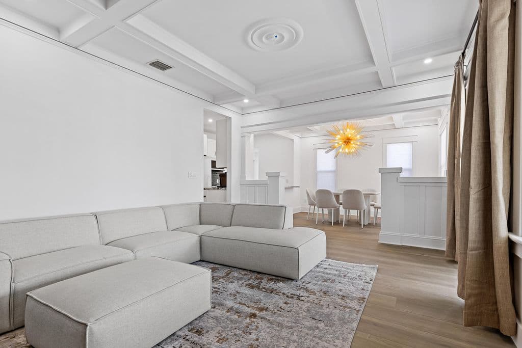 4+1 Müstakil ev — 5309 N Flagler Drive