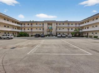 1-bedroom Condo — 4299 NW 16th St APT 210, Fort Lauderdale, 33313