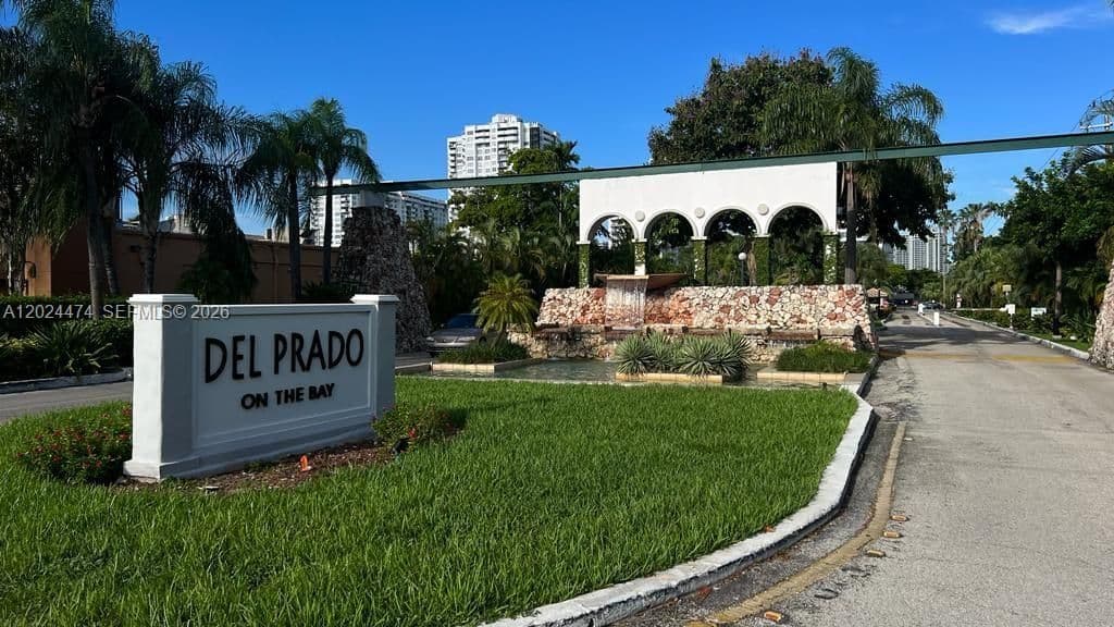 3-bedroom Condo — 18061 Biscayne Blvd APT 1404