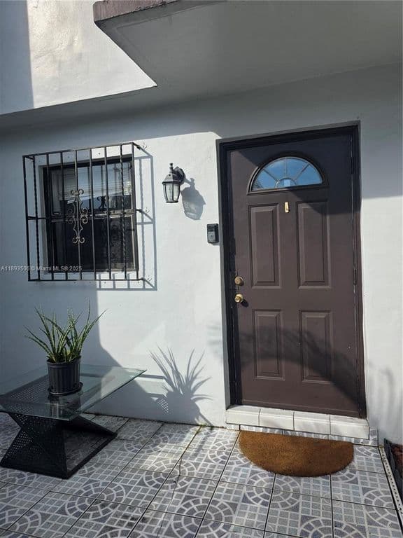 2-bedroom Condo — 8000 SW 152nd Ave APT 115