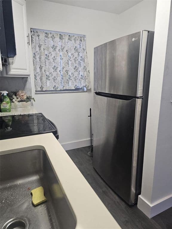 2+1 Condo — 6055 W 19th Ave APT 209
