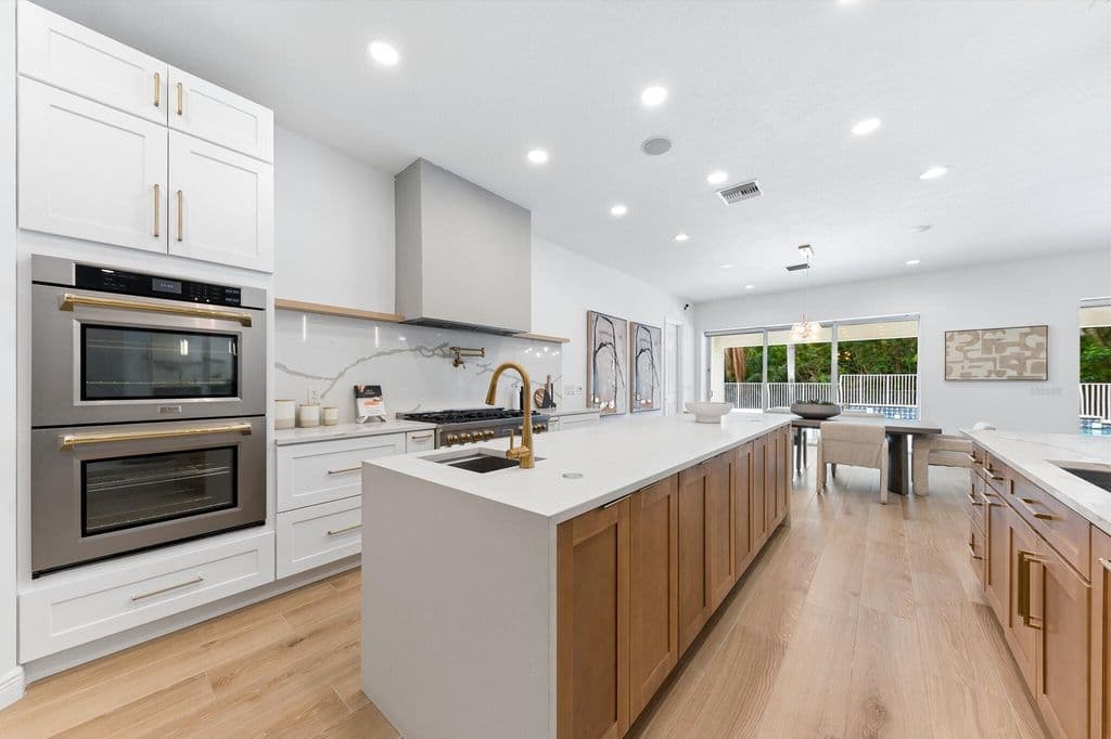 4-bedroom Single-Family Home — 8717 Estate Drive