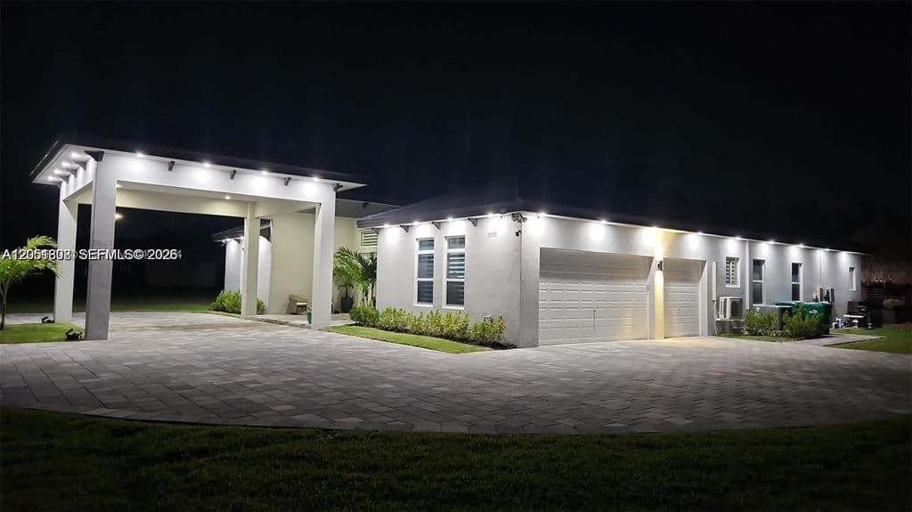 5-bedroom Single-Family Home — 17575 SW 280th St