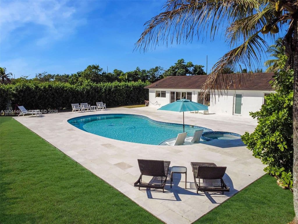 3+1 Müstakil ev — 13201 SW 197th Ave
