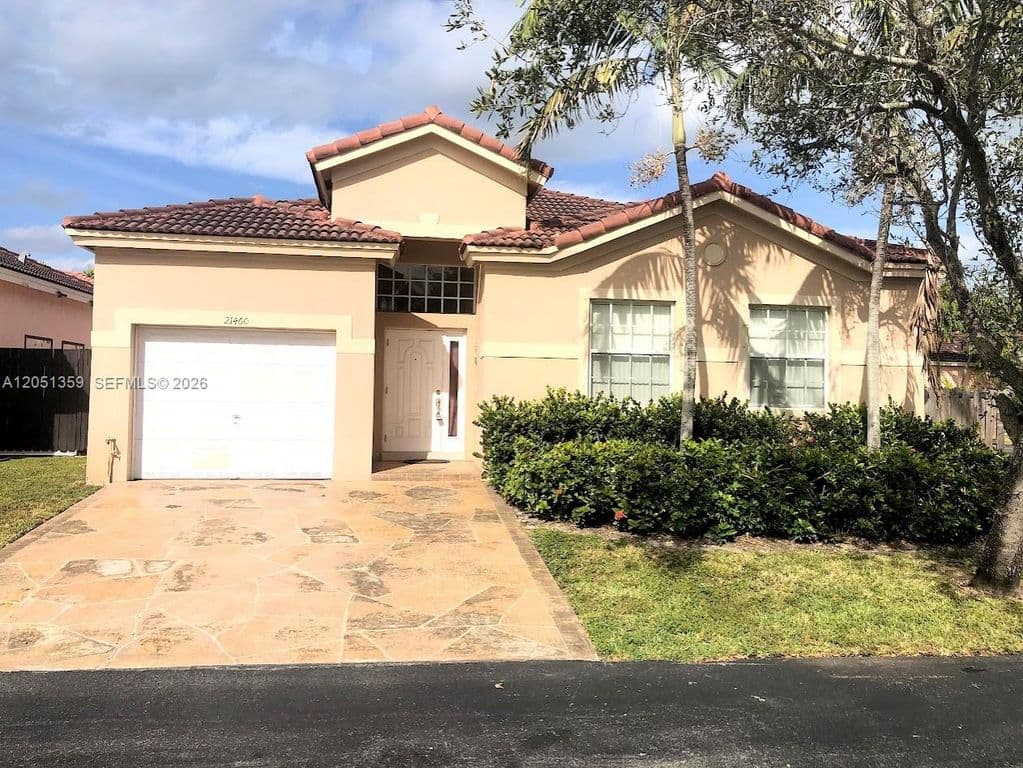 3-bedroom Single-Family Home — 21460 SW 90th Ct
