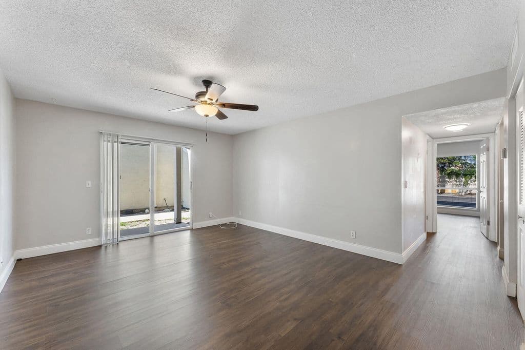 2+1 Condo — 1500 N Congress Avenue #C19