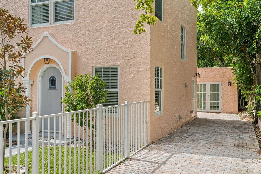 3-bedroom Single-Family Home — 820 29TH Street