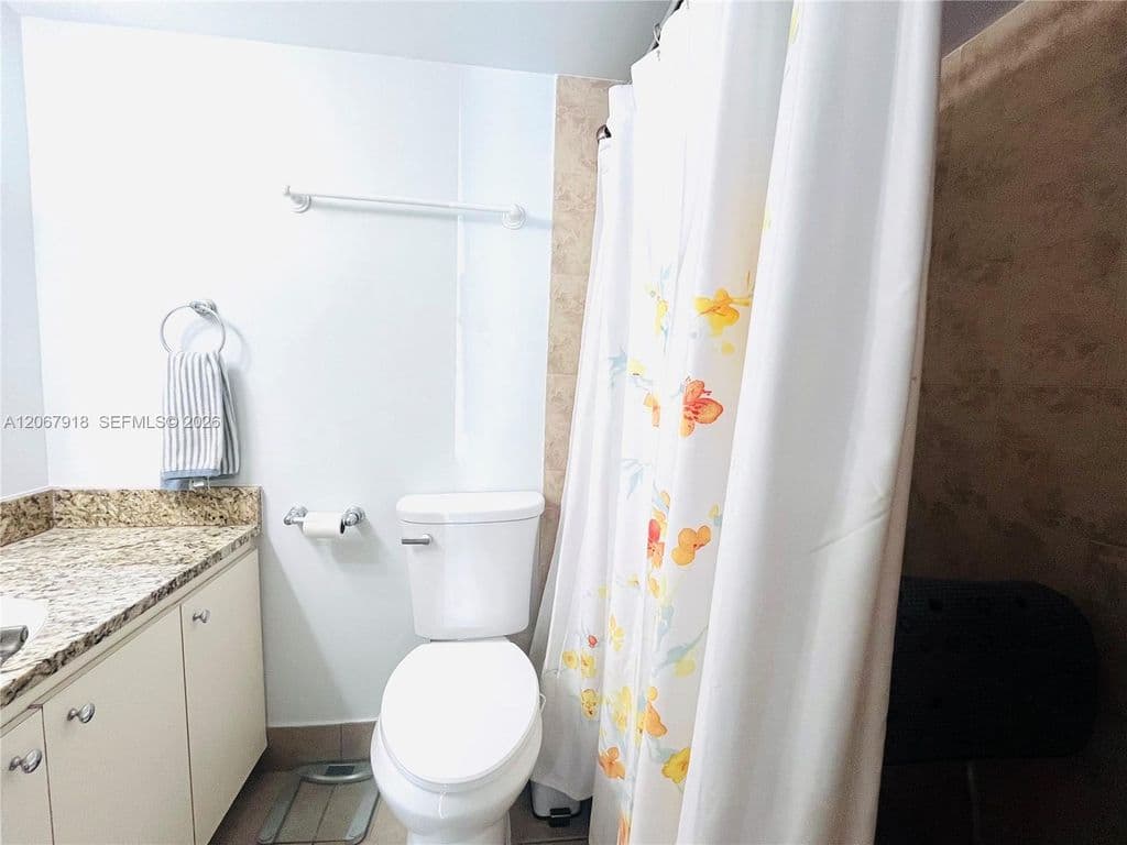 1-bedroom Condo — 9310 W Flagler St APT 110A