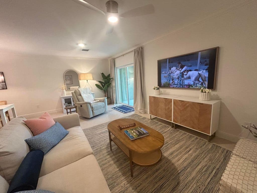 3+1 Mülk — 12768 Westhampton Circle