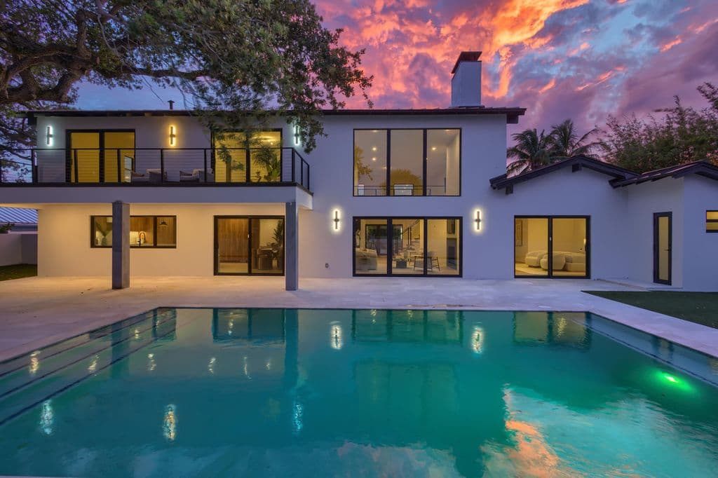 4-bedroom Single-Family Home — 868 Country Club Drive