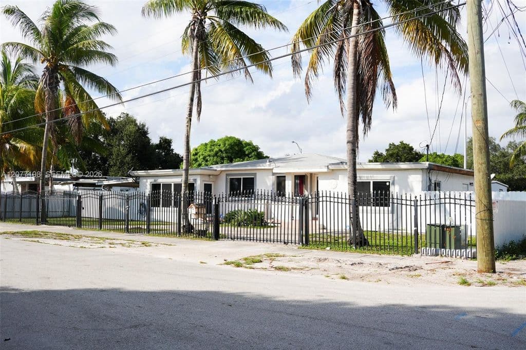 4-bedroom Single-Family Home — 2955 NW 102nd St