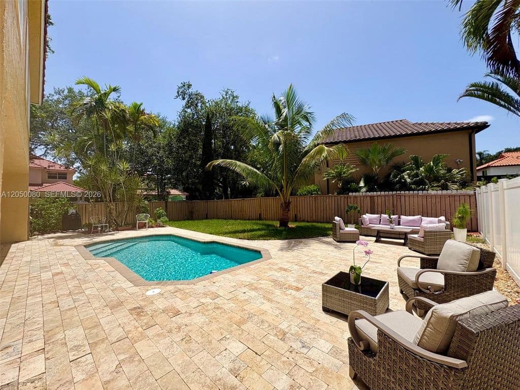 3-bedroom Single-Family Home — 9833 NW 5th Ct