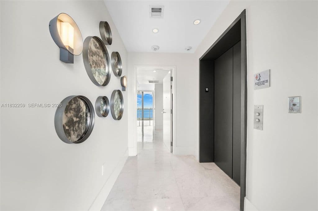 2+1 Condo — 2900 NE 7th Ave Unit 1603