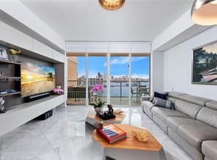 3+1 Condo — 3330 190th St #1715, Aventura, 33180