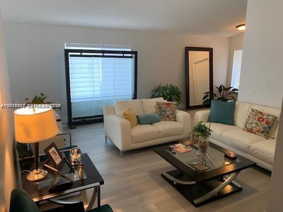 3-bedroom Single-Family Home — 1477 Majesty Ter
