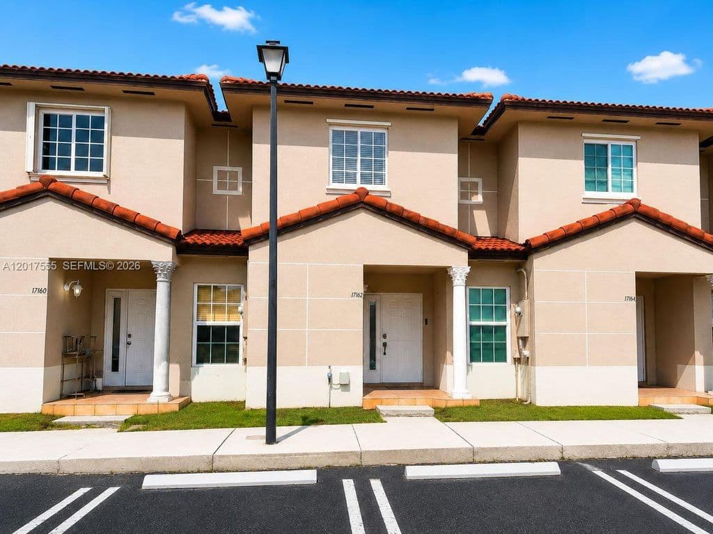 3+1 Mülk — 17184 SW 138th Ct
