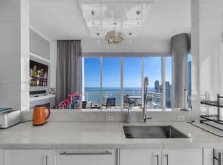 3+1 Condo — 900 Brickell Key Blvd APT 2904, Miami, 33131